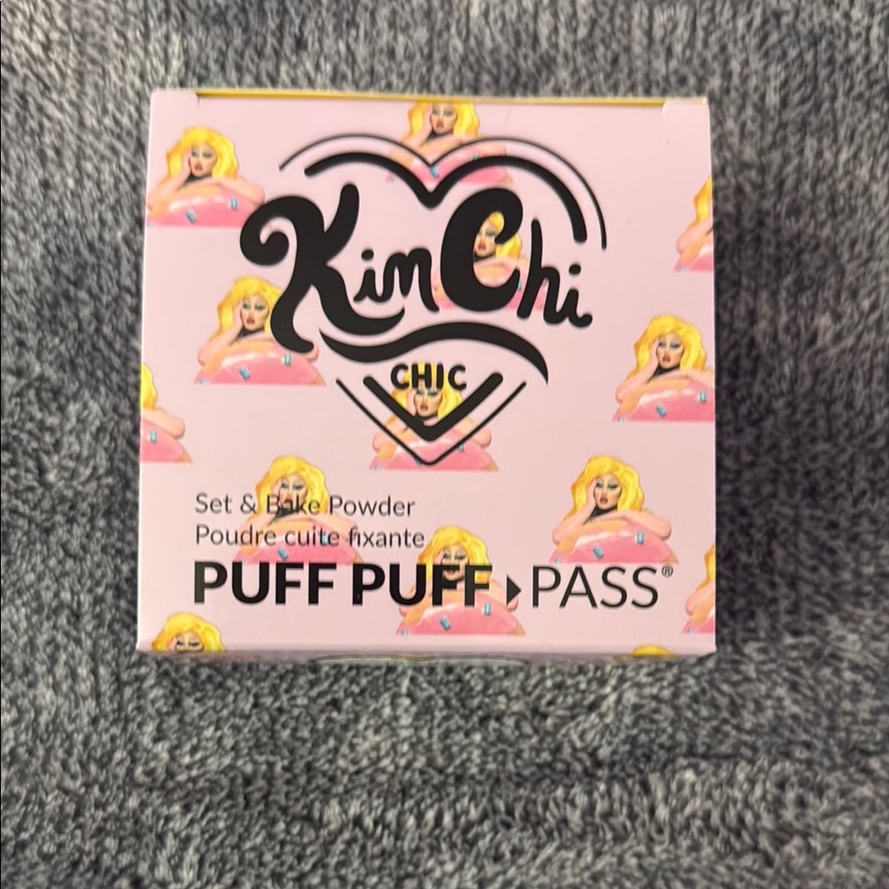 KimChi Chic Puff Puff Pass Set & Bake Powder in Ivander